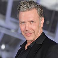 Mikael Persbrandt Kändisar födda i Vågens stjärntecken